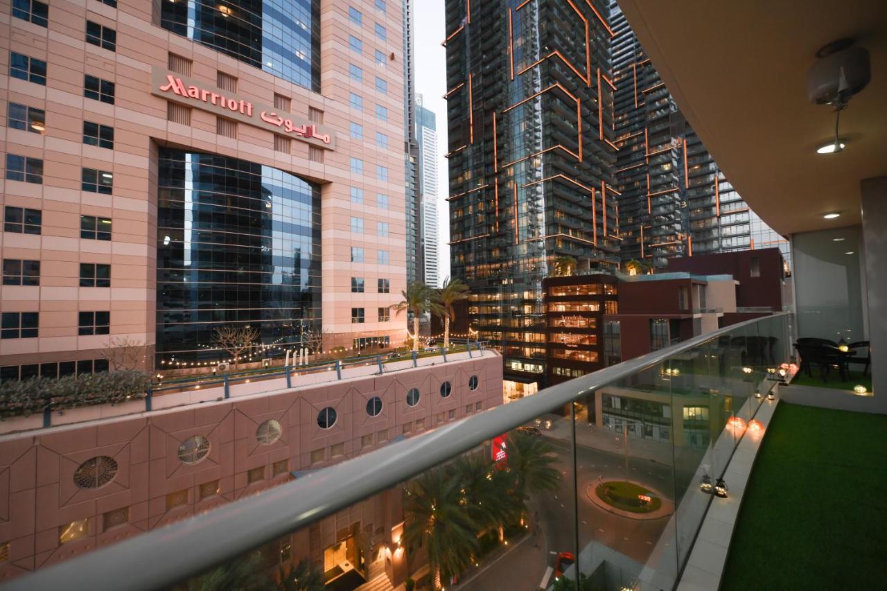 Trinity Holiday Homes - Discover The True Definition Of Luxury At 2Br In Dubai Marina 外观 照片